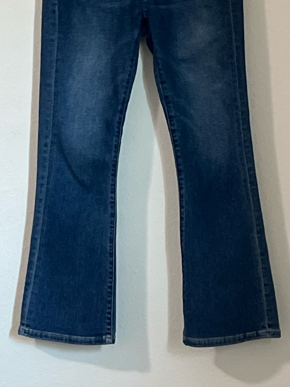 LOFT Cute Dark Blue Wide-Leg Jeans, Size 25/0 - Picture 3 of 8